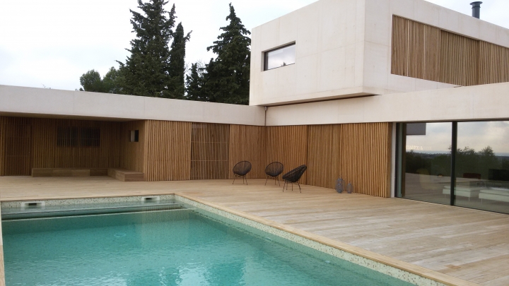 MAISON A