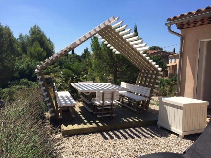 MAISON S