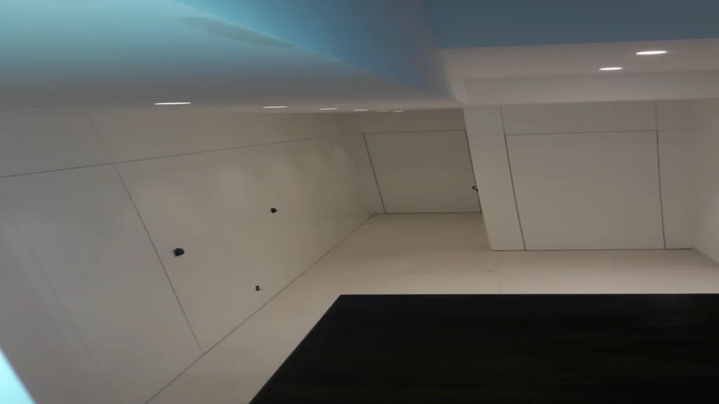 MAISON S