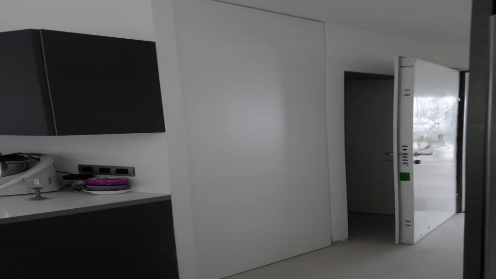 MAISON S