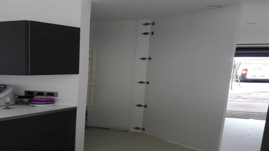 MAISON S