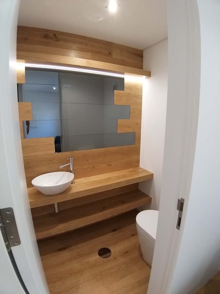 COZINHA E CASA DE BANHO