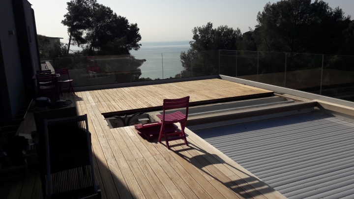 MAISON S